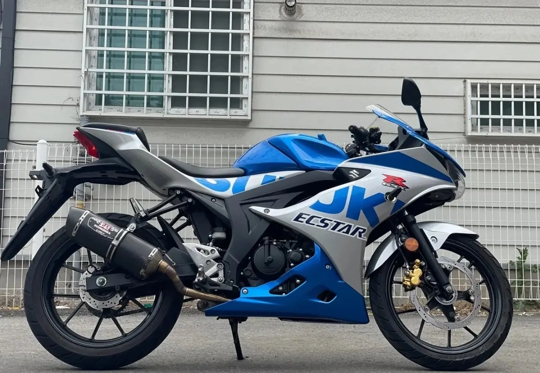 스즈키 GSX-R125 21년식 요시무라 머플러 구변O 짧은키로수 이미지