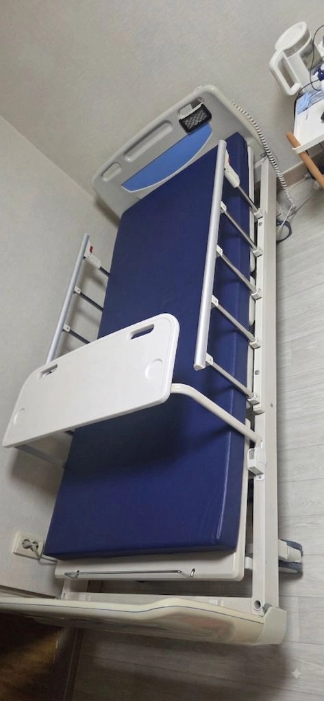 전동 병원 침대 이미지