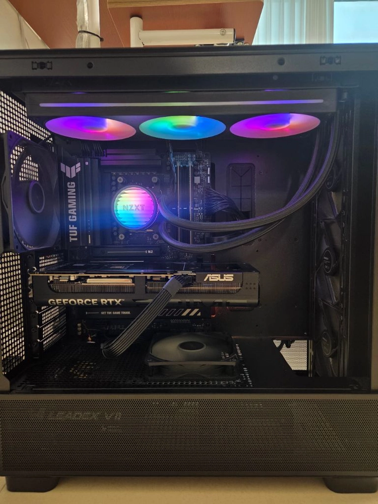 9800x3d, b850 wifi, rtx 5080 본체 이미지