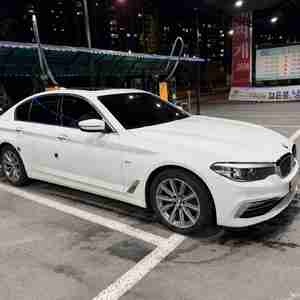 2018 520i 럭셔리라인 이미지