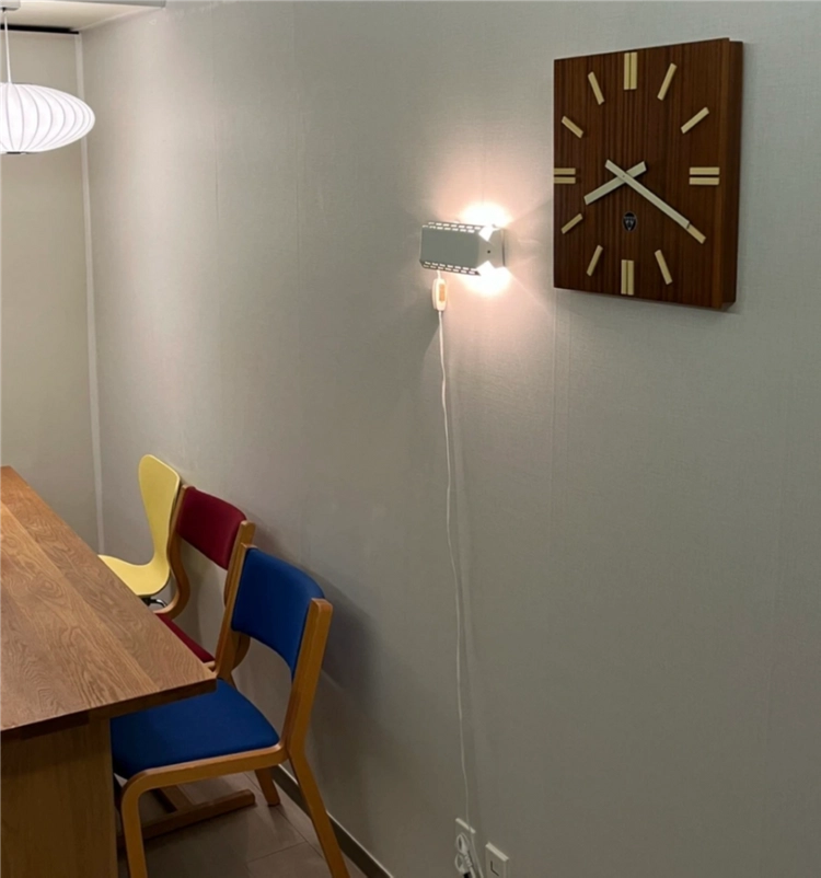70s Pragotron wall clock 40cm 프라고트론 빈티지 월클락 우드 스퀘어 이미지