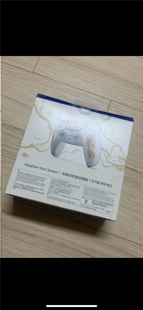 [미개봉] 새제품 PS5 플스5 소니 요테이 듀얼센스 팝니다. 이미지