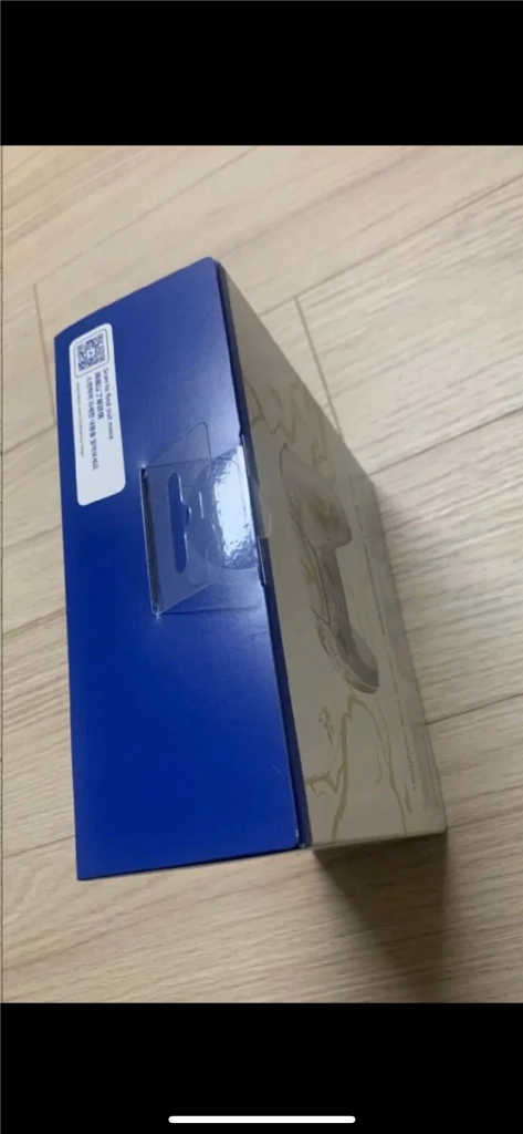 [미개봉] 새제품 PS5 플스5 소니 요테이 듀얼센스 팝니다. 이미지