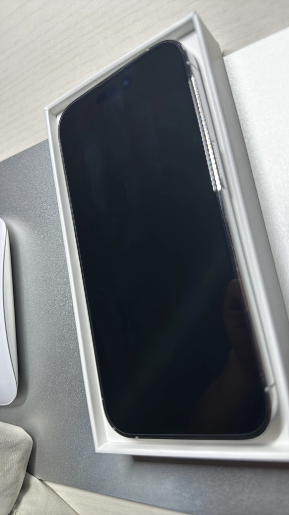 아이폰 14프로 실버 128GB 이미지
