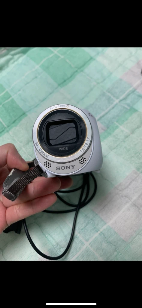 HDR-CX405 보다 좋은 소니 HDR-PJ380 화이트 프로젝터 내장 빈티지캠코더 팝니다. 이미지