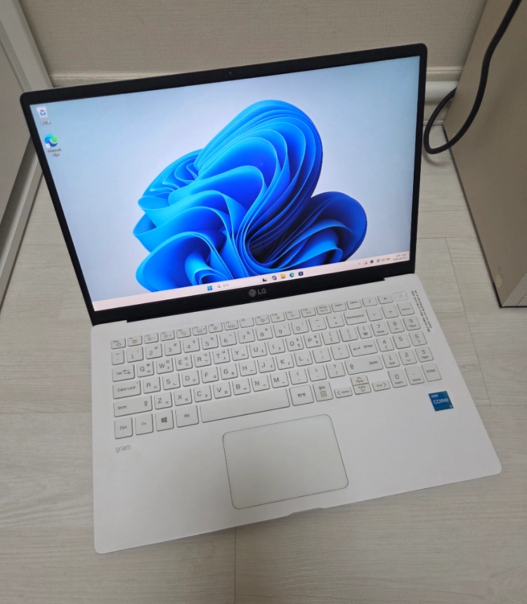 LG 그램 노트북 15ZB95N I3 11세대 15.6인치 이미지