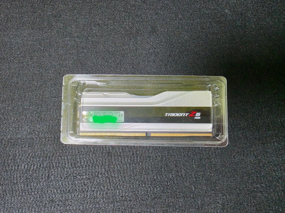 지스킬 트라이던트 ddr5 32gb x 1 6000 cl30 - 안심되는 중고거래
