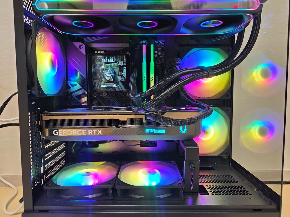 9800x3d,b850m wifi, rtx 5070ti 초고사양 본체 - 안심되는 중고거래