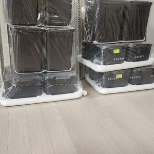 김치냉장고 김치통 이미지