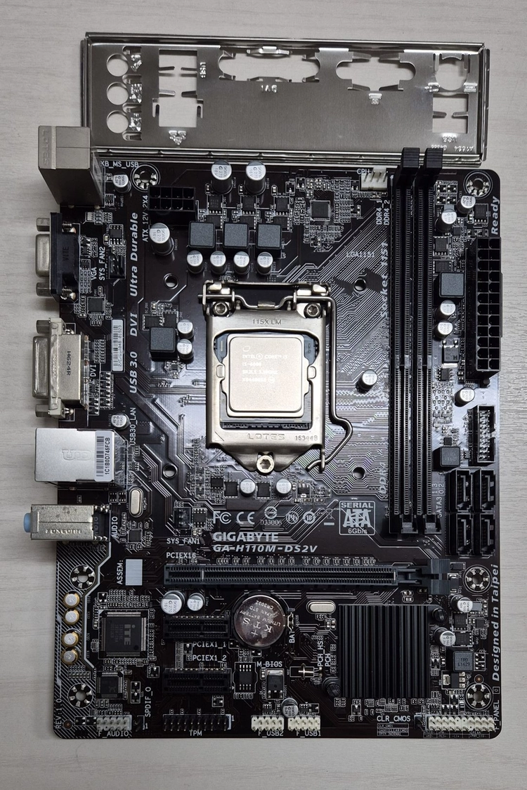 i5-6600/H110보드/DDR4 12GB/SSD 250GB/그래픽 GT710 1GB 조립 PC 본체 이미지