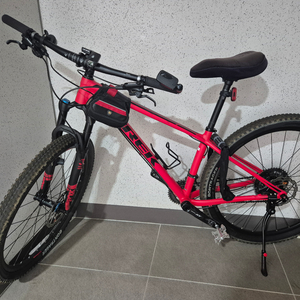 트렉 슈퍼플라이 7 MTB 자전거 레드 이미지