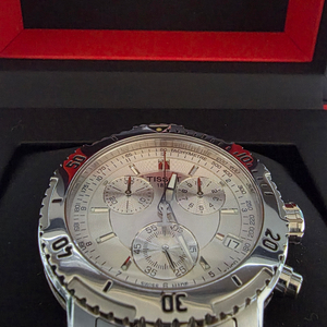 티쏘PTS200 화이트펄크르노(초민트급.100%정품.케이스.여분코1코) 이미지