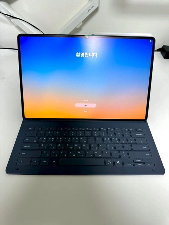 삼성 갤럭시탭 S11 울트라 + 정품 키보드 판매합니다 이미지