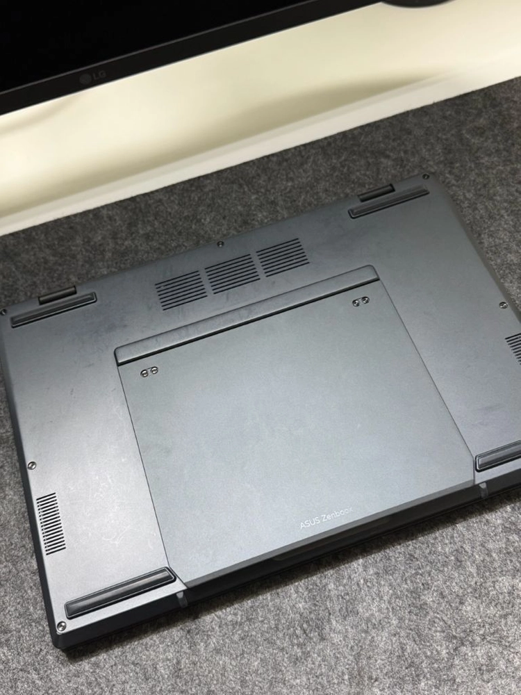 Asus zenbook duo ux8406ma 판매 이미지