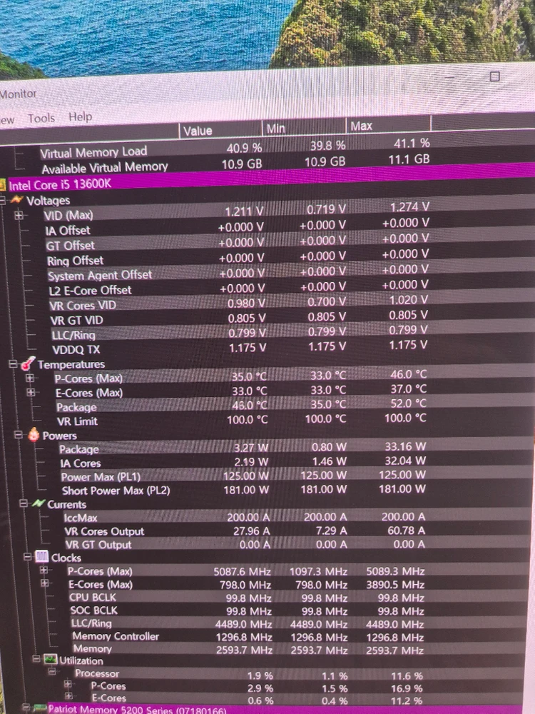인텔 코어 i5-13600K CPU 이미지