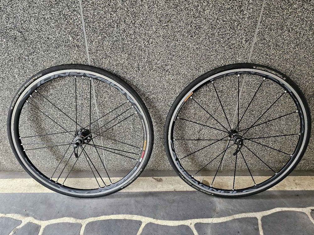 캄파놀로 샤말 울트라 700x15C 휠셋 림브용 시마노11단 바디 이미지