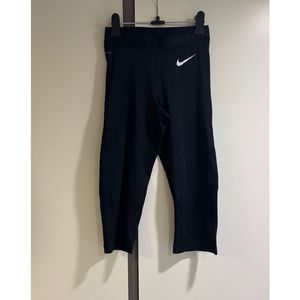 [미착용/새제품]NIKE 나이키 카프리 7부 레깅스 이미지