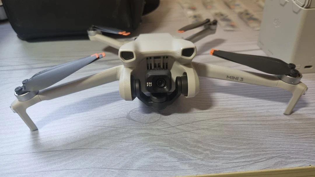 DJI 매빅미니3 플라이모어 콤보 플러스 판매합니다. 이미지
