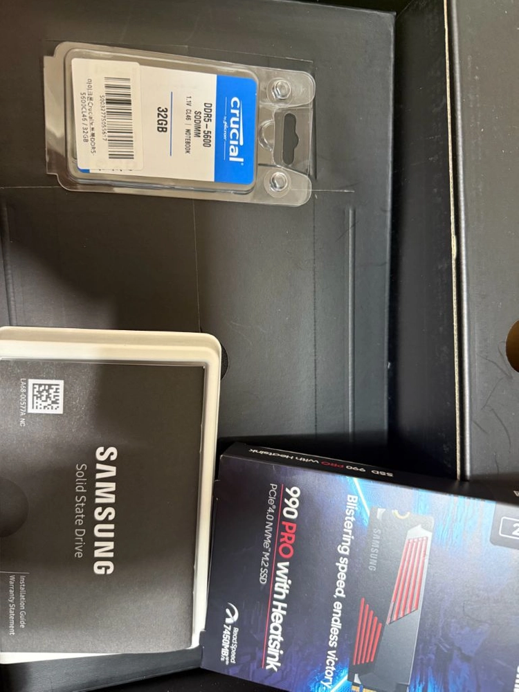 fs6806x gen2(ssd 나스)+ ssd2tb + 32gb ram 팝니다 이미지
