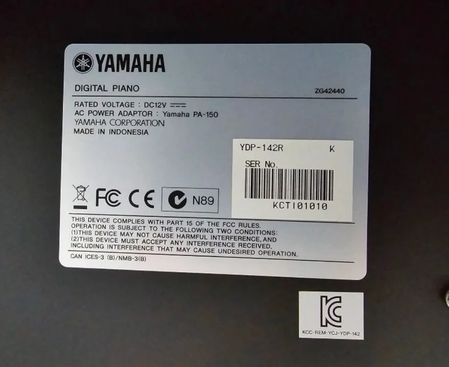 야마하 디지털피아노 YDP-142R 이미지