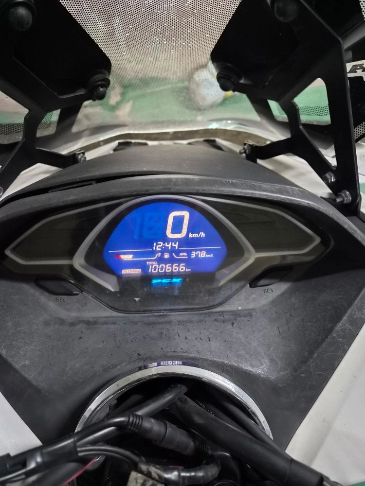혼다 더뉴 pcx125 19년식 머플러 구변o 배달셋팅o 이미지