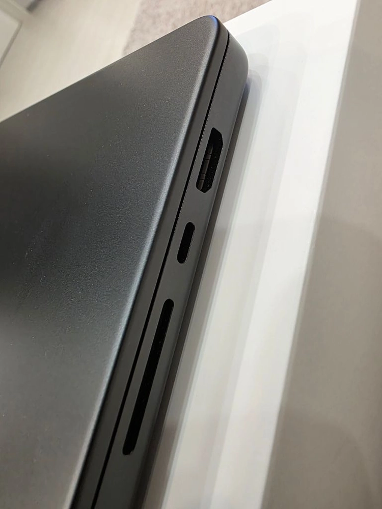 맥북프로 16 m3 max 48gb 1tb 이미지