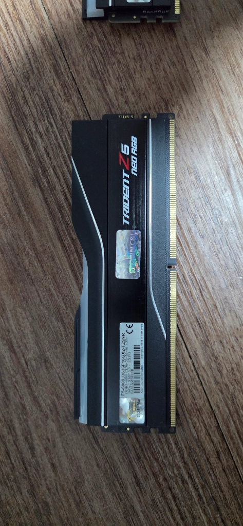 서린 지스킬 트라이던트 DDR5 6000 cl 36 이미지