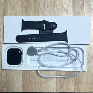 애플워치 10 46mm Jet Black GPS 팔아요 이미지