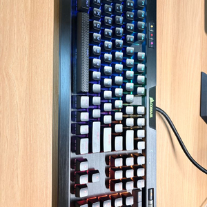 커세어 K70 RGB MK.2 이미지