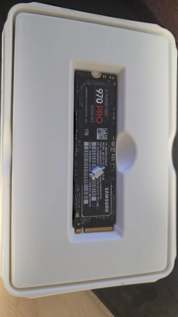 삼성 970pro NVMe SSD 1TB 이미지