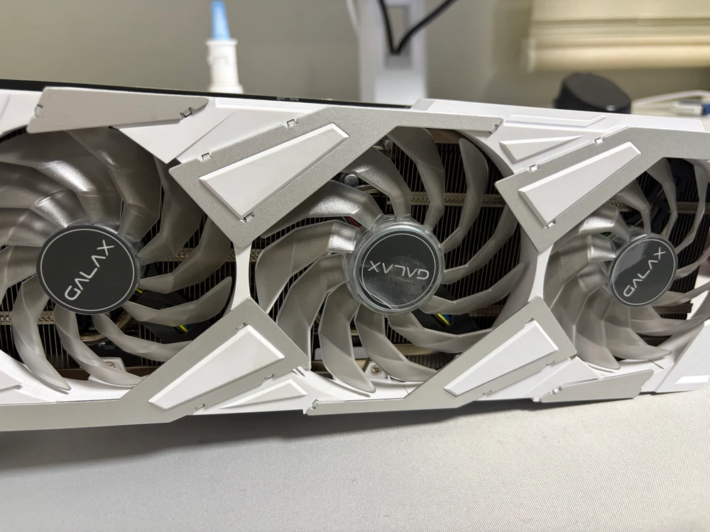 갤럭시 RTX 3080 ti 팝니다. 이미지