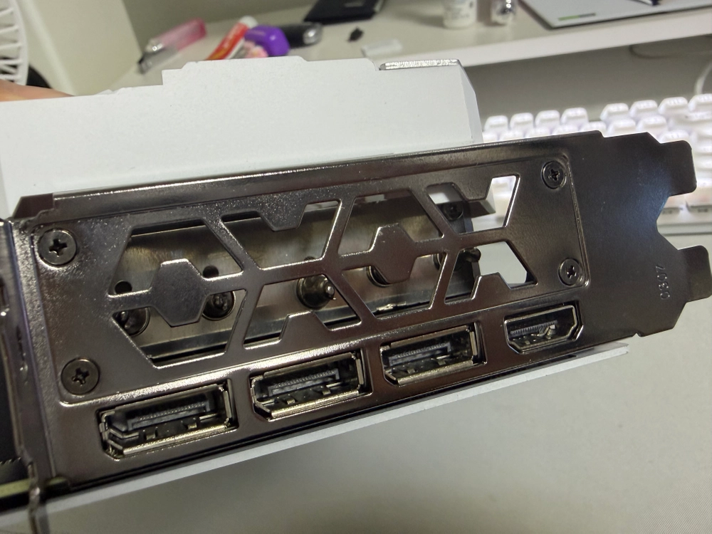 갤럭시 RTX 3080 ti 팝니다. 이미지