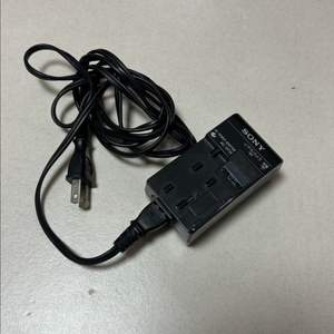 Sony AC-VF10 배터리 아답터 이미지