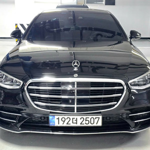 벤츠 S400d 이미지