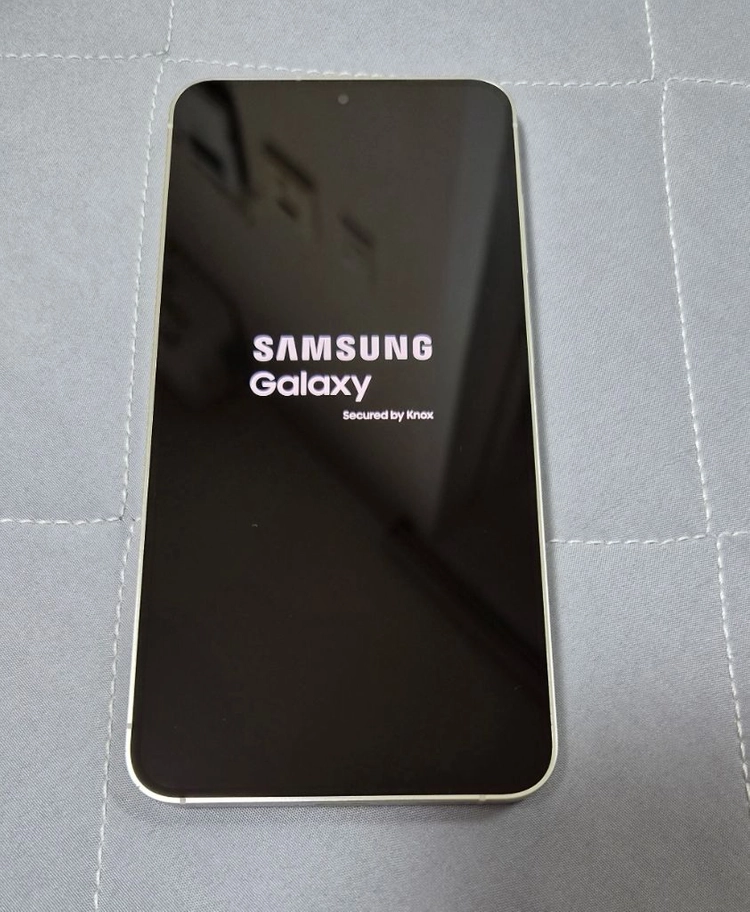 갤럭시S24 스마트폰 256GB 그레이 이미지