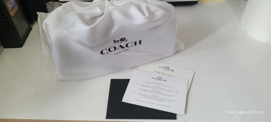 코치 COACH 여성 체인 크로스백 CW586 블랙 이미지