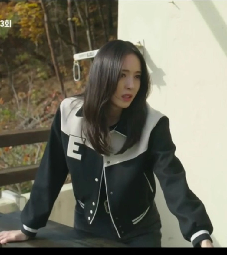 엔오르 바시티 스타디움 자켓 이미지