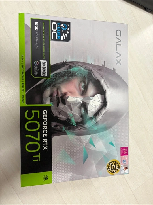 GALAX RTX 5070 Ti 화이트 - 안심되는 중고거래