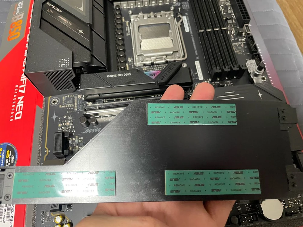 ASUS ROG STRIX B850-F GAMING WIFI7 NEO 이미지
