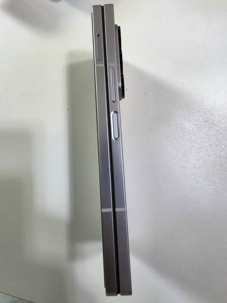 폴드 z 6 512GB S급 올수리 팝니다. 이미지