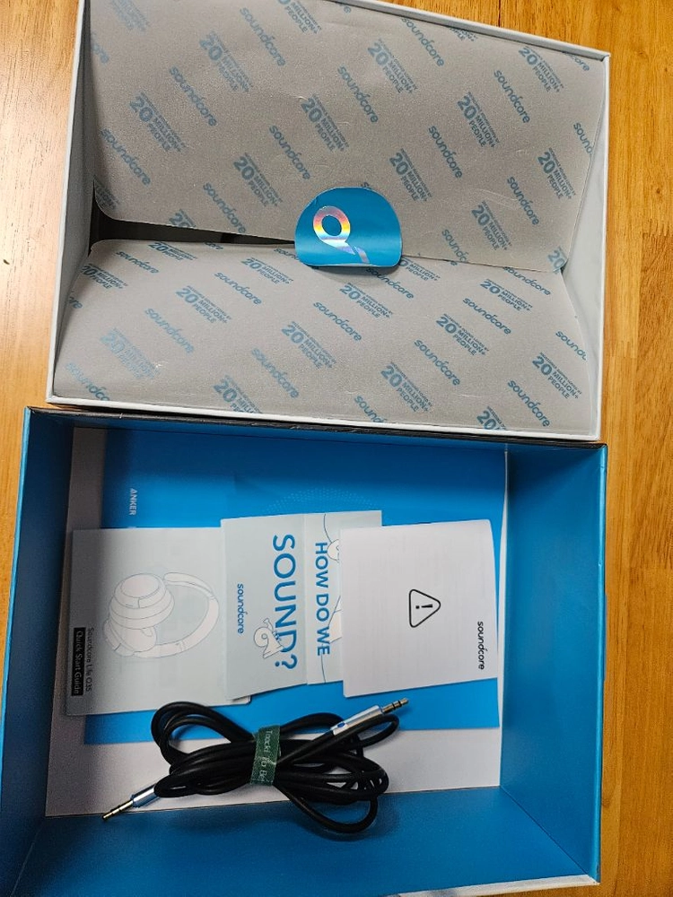 앤커 사운드코어 노이즈캐슬링 헤드폰 이미지