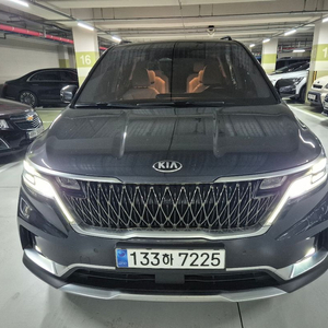 KA4 카니발 2021년식 시그디처 디젤 풀옵션 팝니다. 이미지