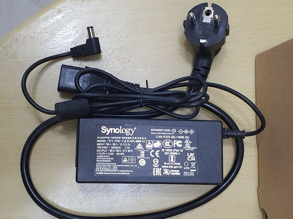 시놀로지 Synology 4TB NAS 하드디스크 세트 이미지