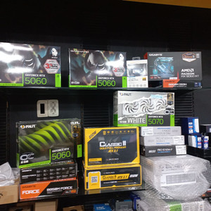 RTX 5060Ti 미개봉신품 부산 이미지