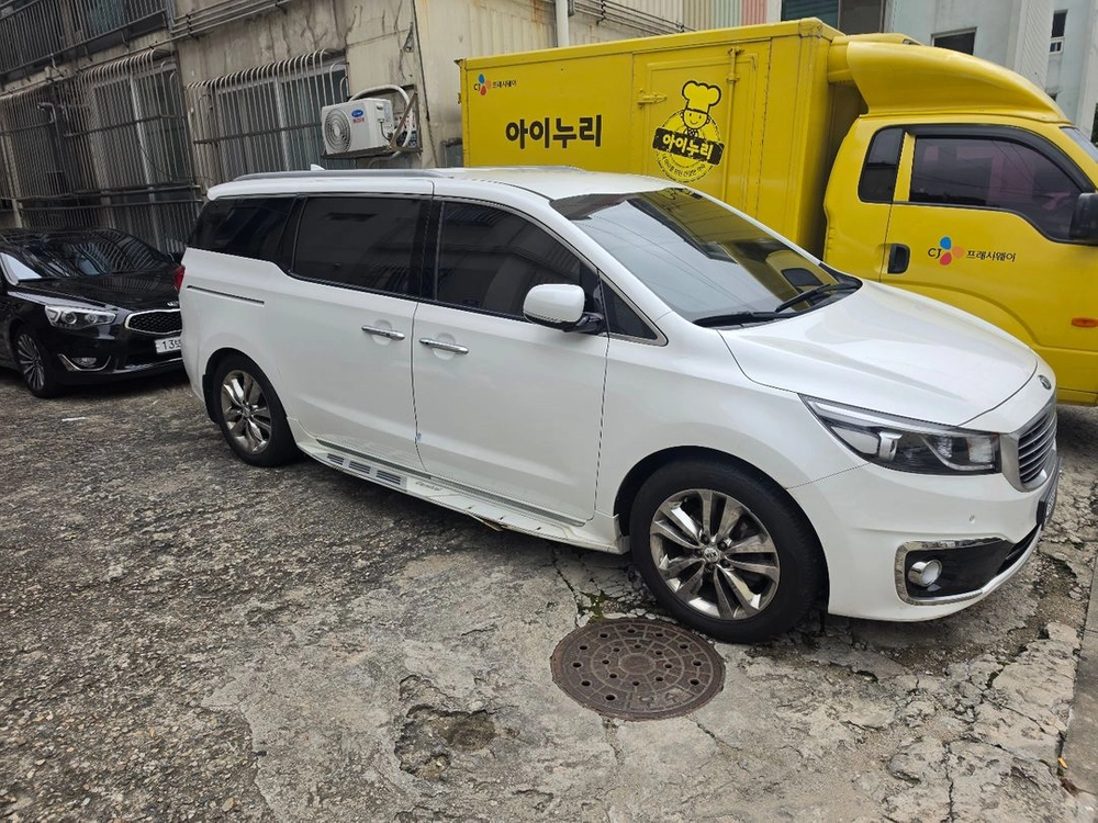 대형 승합차 LPG 이미지