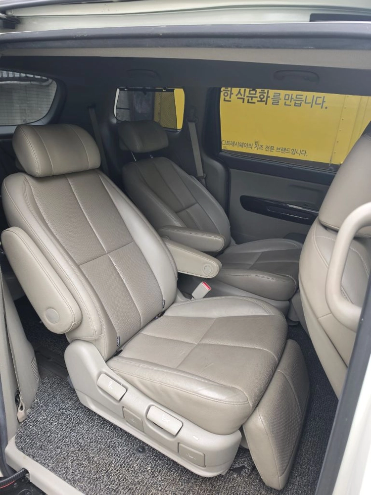 대형 승합차 LPG 이미지