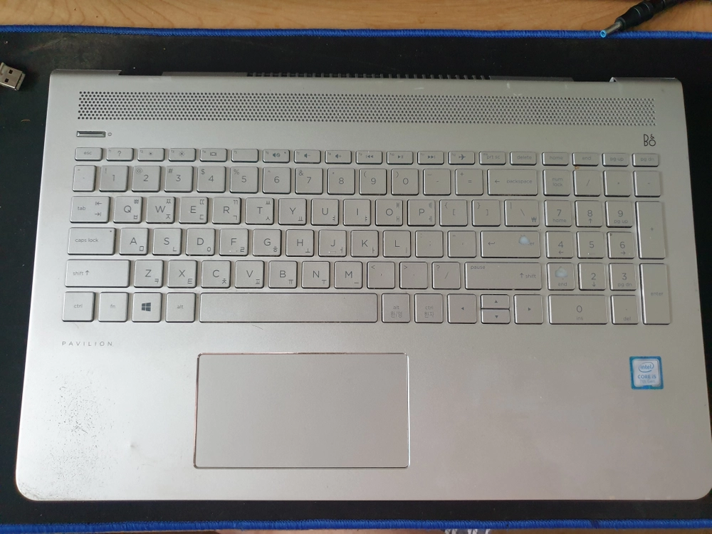 HP 파빌리온 노트북>> 15-cc515TU 반본체 부품용으로 처분 이미지