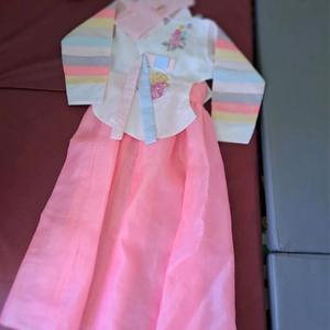 여자 아동 핑크 색동 한복 이미지