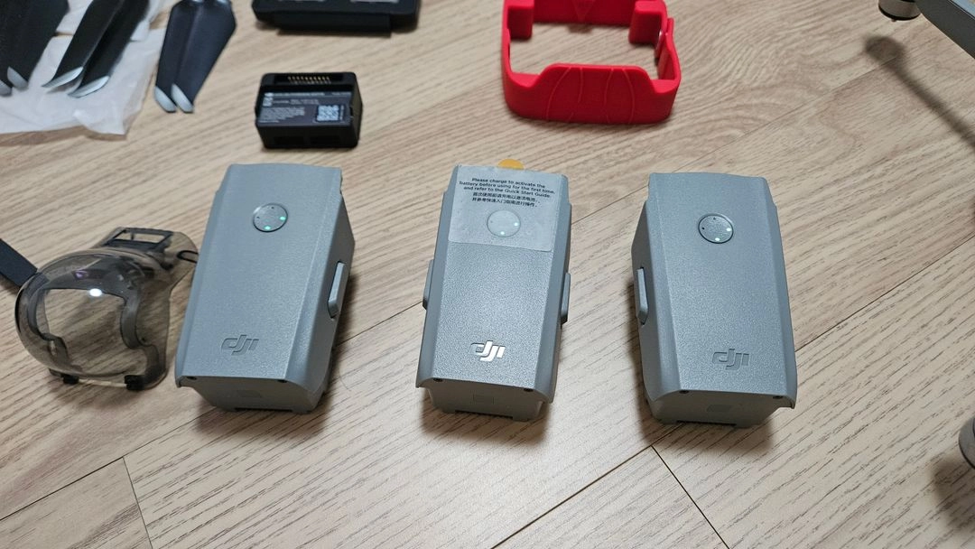 DJI 매빅에어2S 플라이모어 콤보 풀박스 처분합니다 ~ (MAVIC AIR2S) 이미지