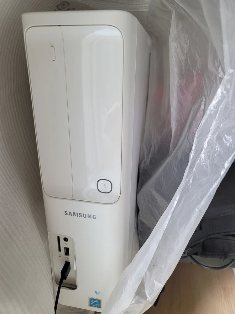 삼성 데스크탑 컴퓨터 본체와 모니터, 컬러레이저복합기프린터 - 안심되는 중고거래